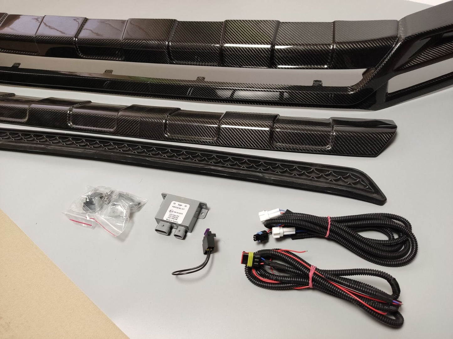 Mercedes-Benz W463A G-Class G500 Brabus Style Carbon Fiber Front Lip Spoiler with LED