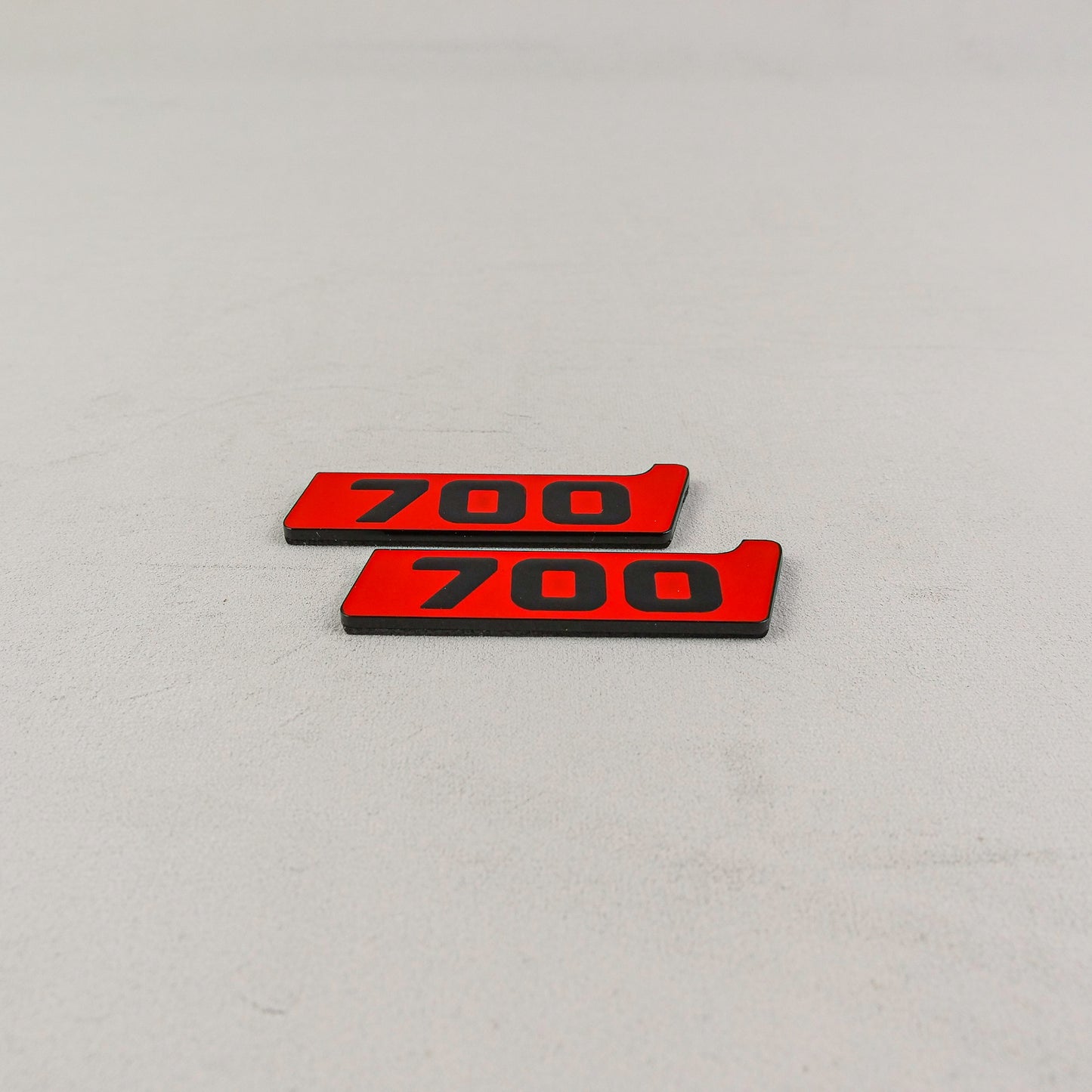 Metal Brabus Biturbo 700 Red Fender Emblem Logo Badges for Mercedes-Benz W463 G-Class G Wagon