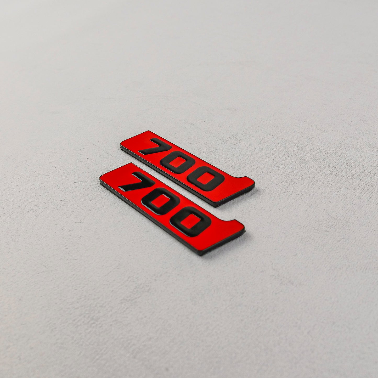 Metal Brabus Biturbo 700 Red Fender Emblem Logo Badges for Mercedes-Benz W463 G-Class G Wagon