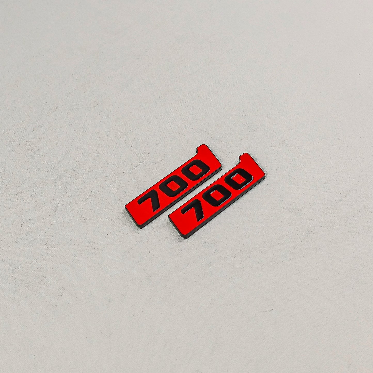 Metal Brabus Biturbo 700 Red Fender Emblem Logo Badges for Mercedes-Benz W463 G-Class G Wagon