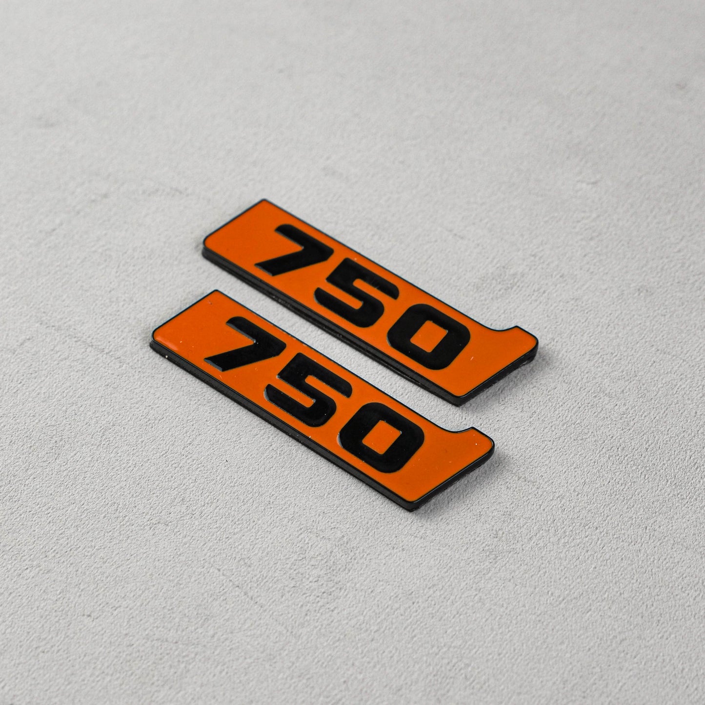 Brabus 750 Style Orange Metal Fender Emblem Logo Badge for Mercedes-Benz W463 G-Class