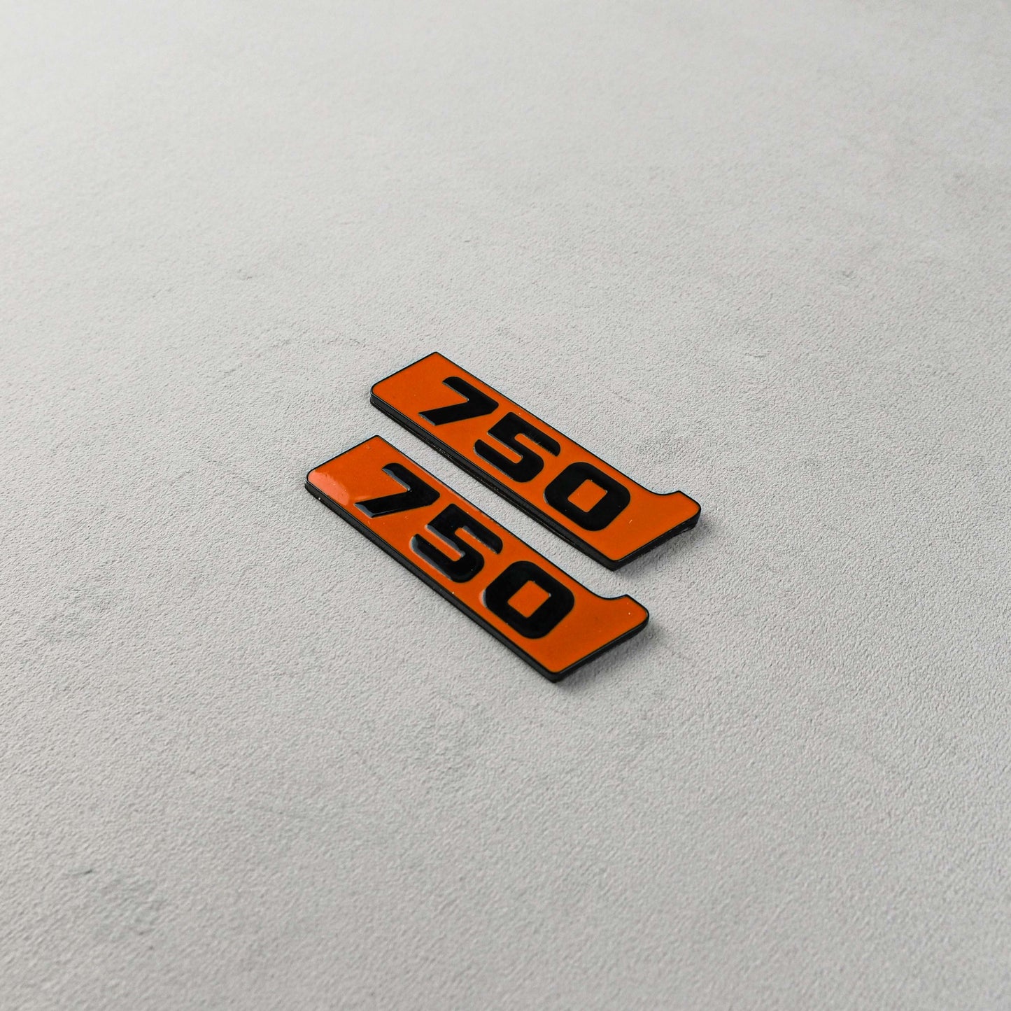 Brabus 750 Style Orange Metal Fender Emblem Logo Badge for Mercedes-Benz W463 G-Class