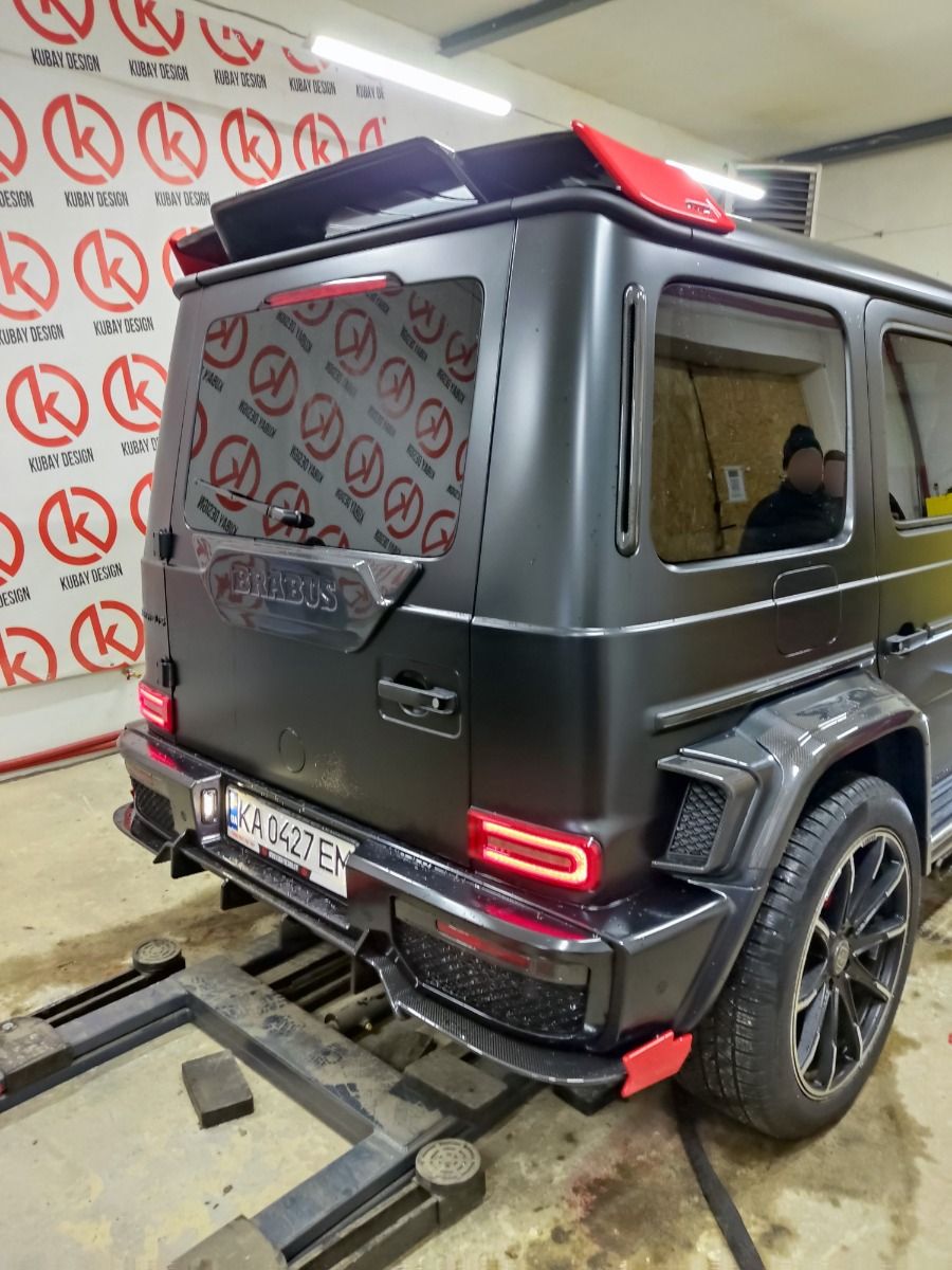 Carbon Fiber Rear Roof Spoiler with Red Side Pieces Brabus Style for Mercedes-Benz W463A G-Class