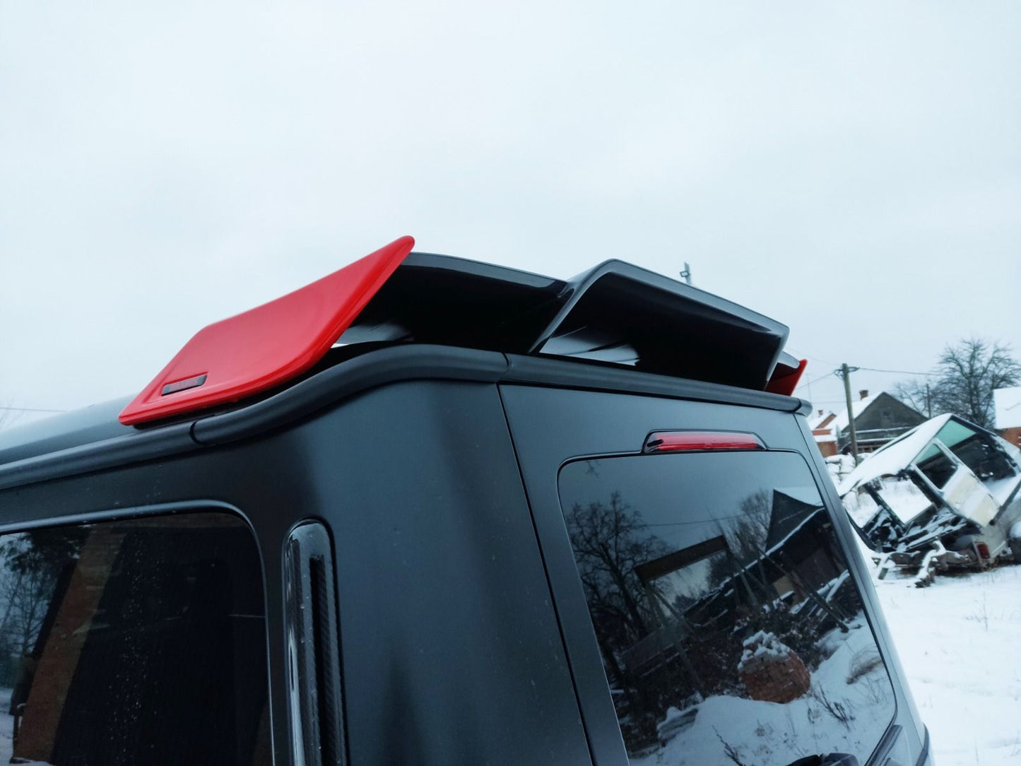 Carbon Fiber Rear Roof Spoiler with Red Side Pieces Brabus Style for Mercedes-Benz W463A G-Class