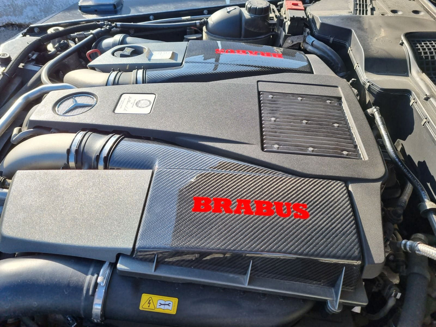 Mercedes-Benz W463 G63 G-Class Brabus Style Carbon Fiber Engine Air Filter Covers