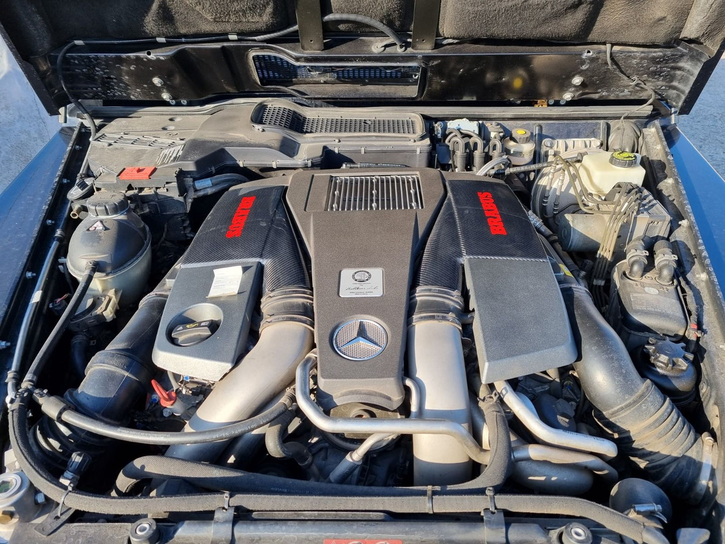 Mercedes-Benz W463 G63 G-Class Brabus Style Carbon Fiber Engine Air Filter Covers