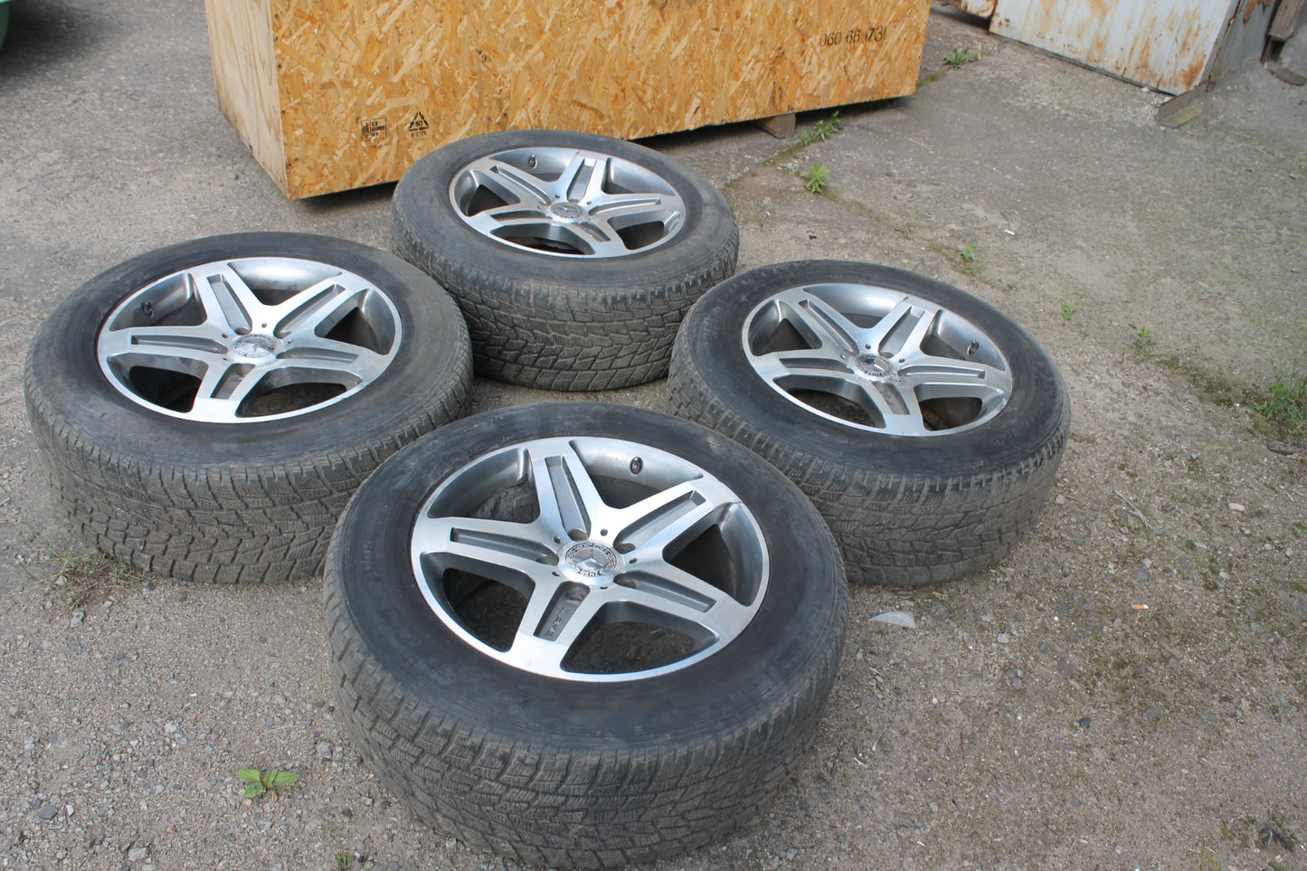 AMG Style Rims R19 with Tires for Mercedes-Benz W463 G-Class 4pcs