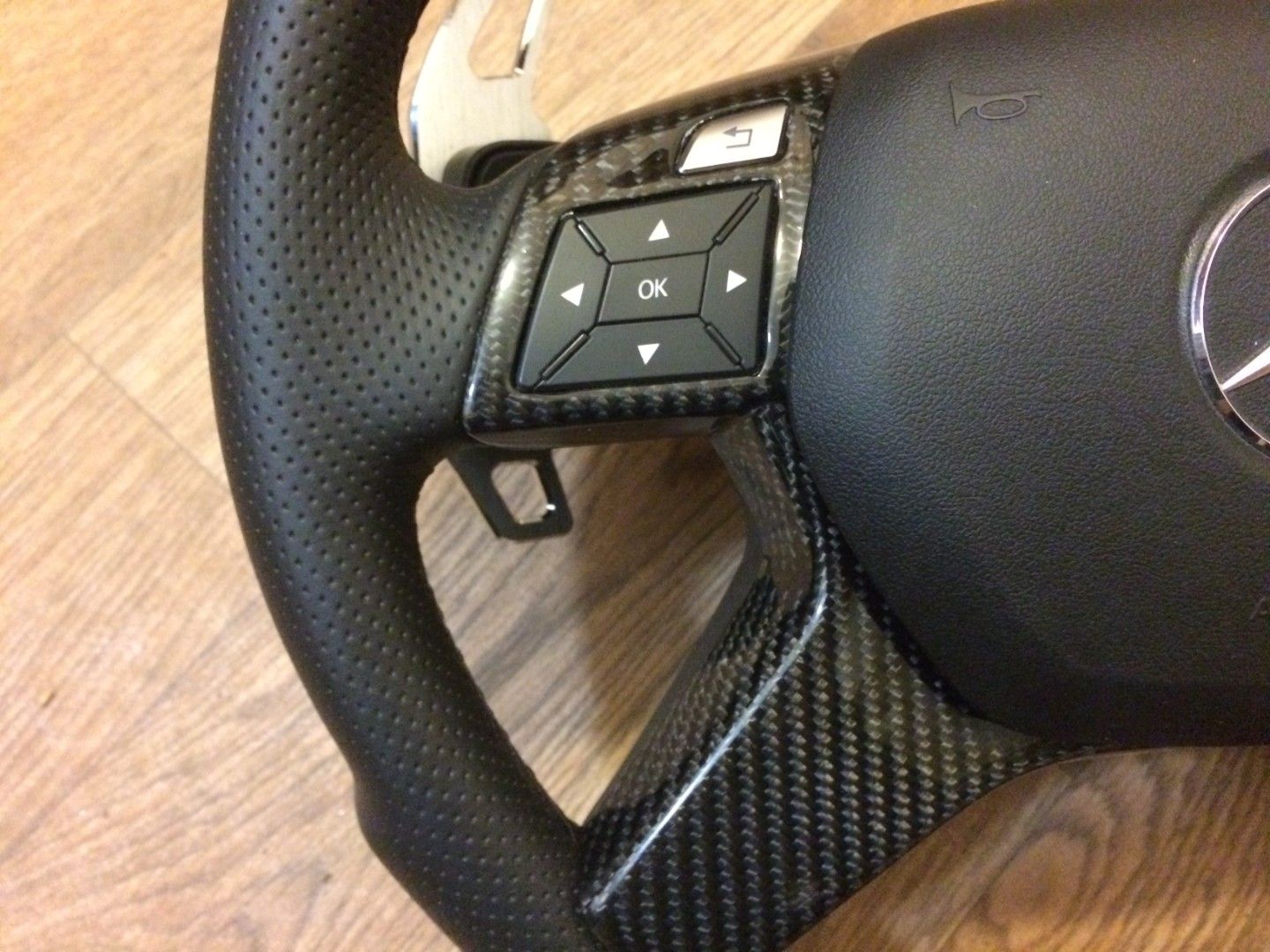 Mercedes-Benz G-Class E GL ML W166 X166 W463 Steering Wheel Leather Carbon