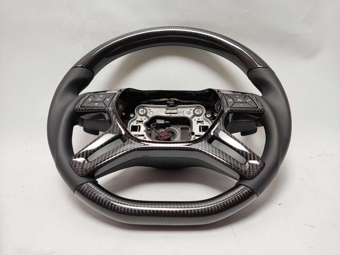 Mercedes-Benz S-Class W221 Steering Wheel Carbon Fiber Leather