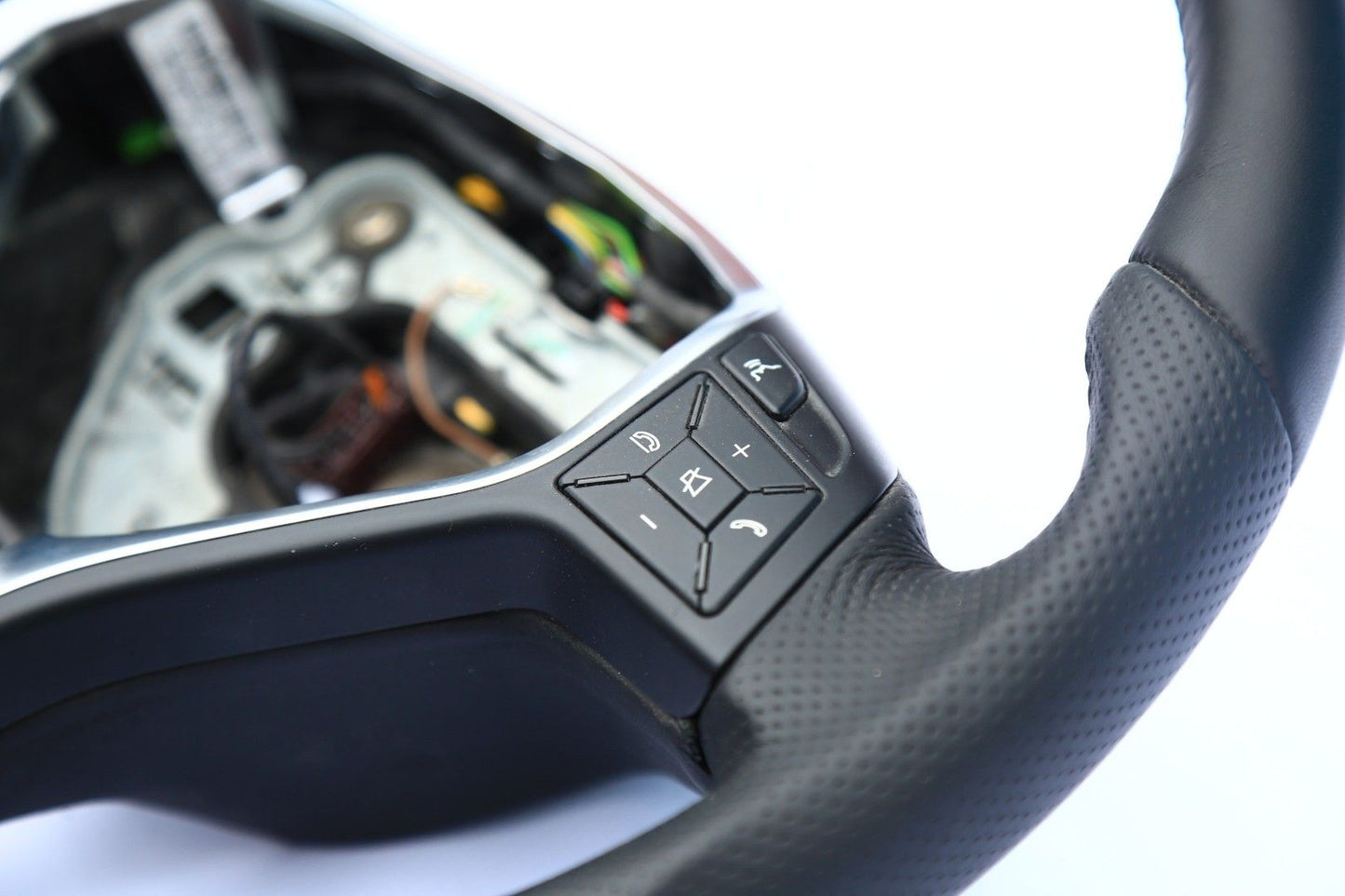 Mercedes-Benz CLS E-Class SLK W172 W212 W218 Steering Wheel Genuine Leather