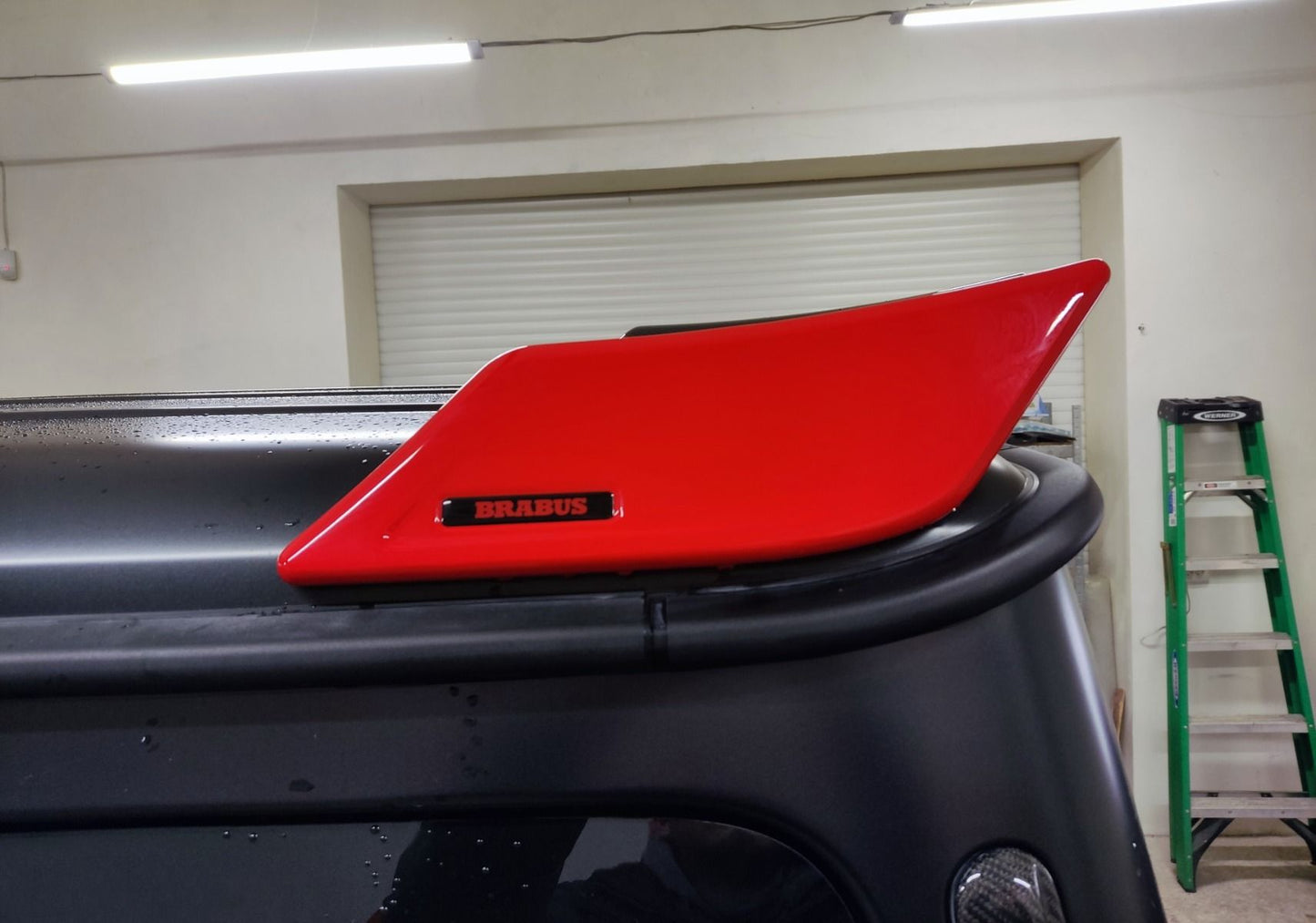 Carbon Fiber Rear Roof Spoiler with Red Side Pieces Brabus Style for Mercedes-Benz W463A G-Class