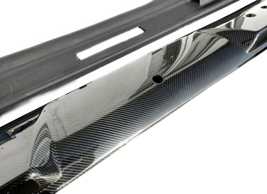 Mercedes-Benz W463 G-Wagon Carbon Fiber Front Roof LED Spoiler
