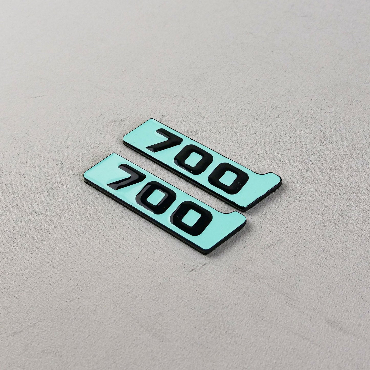 Brabus 700 Style Tiffany Blue Metal Fender Emblem Logo Badge for Mercedes-Benz W463 G-Class