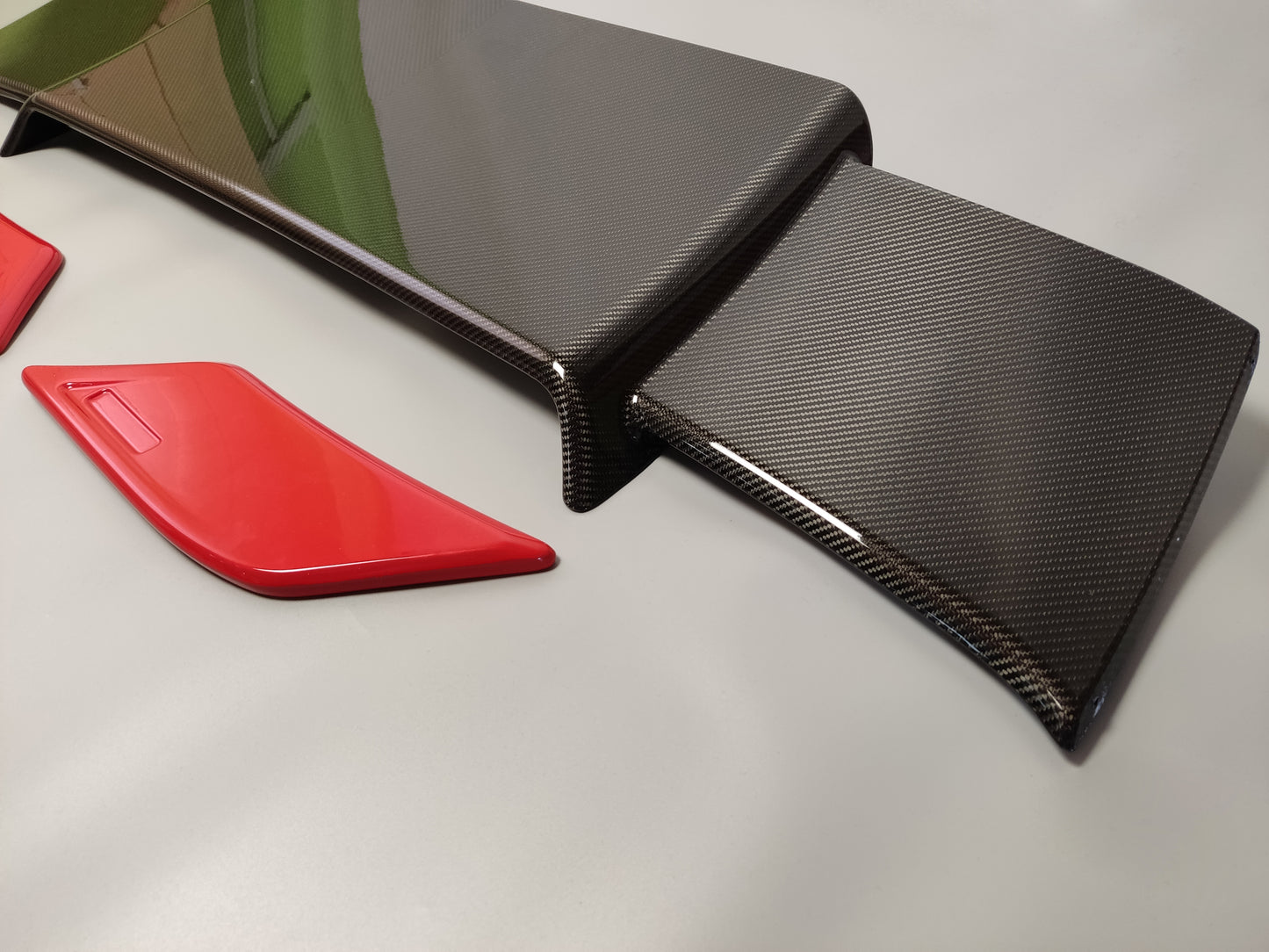 Carbon Fiber Rear Roof Spoiler with Red Side Pieces Brabus Style for Mercedes-Benz W463A G-Class