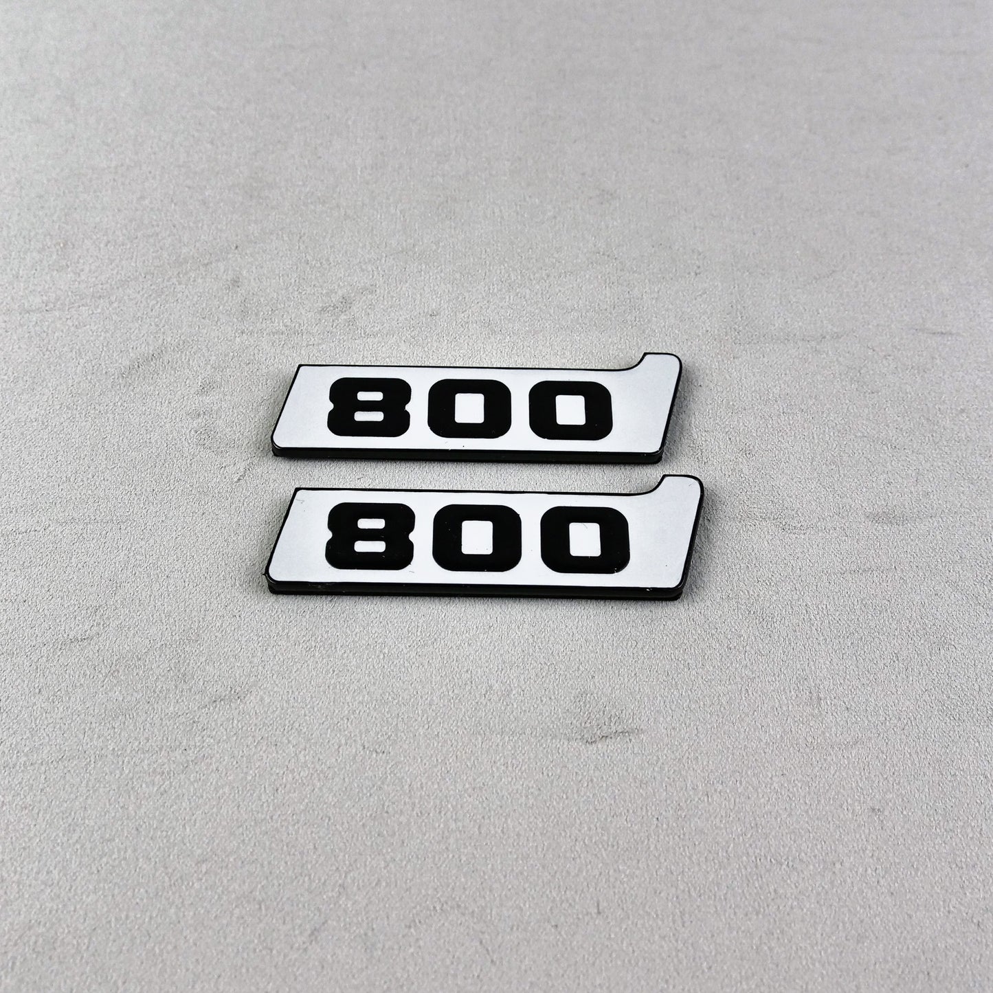Superwhite Fender Emblems 800 Logo Badges for Mercedes-Benz W463 W463A G-Class G Wagon