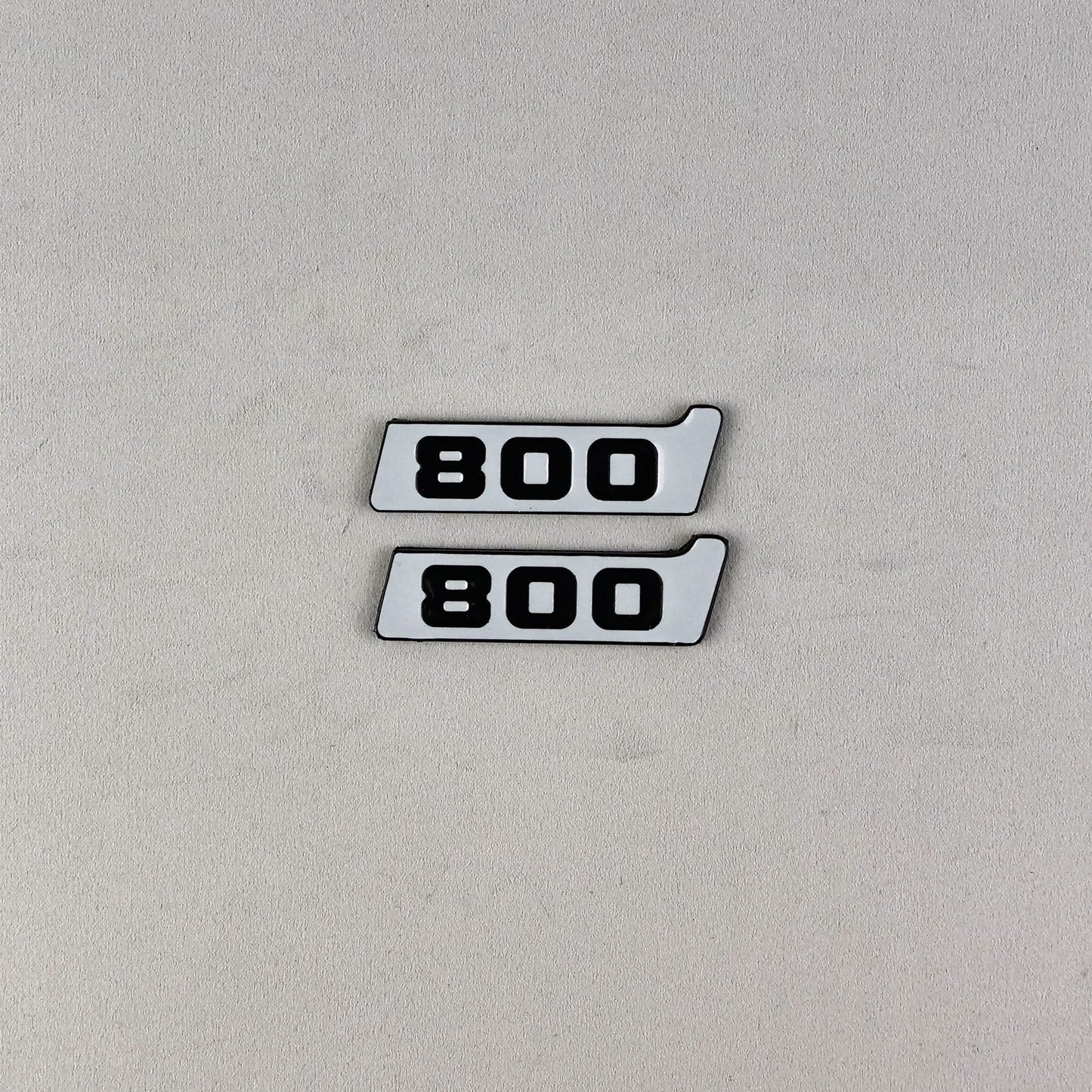 Superwhite Fender Emblems 800 Logo Badges for Mercedes-Benz W463 W463A G-Class G Wagon