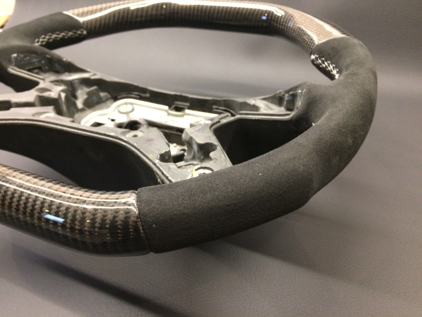 Mercedes-Benz E-Class G-Class W463 GL ML W166 X166 Steering Wheel Carbon Alcantara