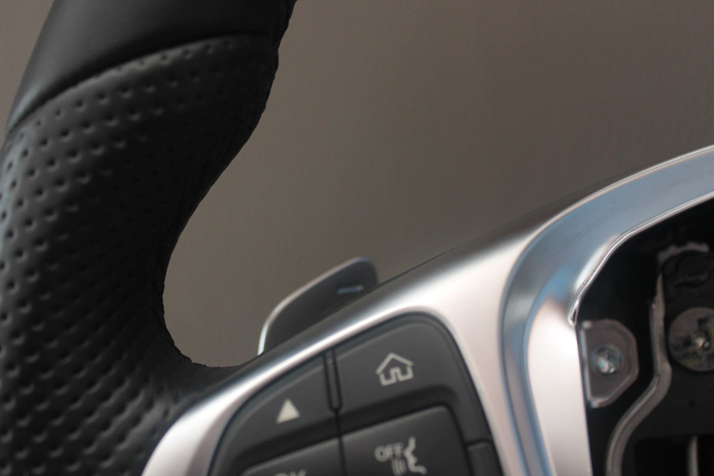 Mercedes-Benz A B C-Class W176 W205 W246 Steering Wheel AMG Style logo