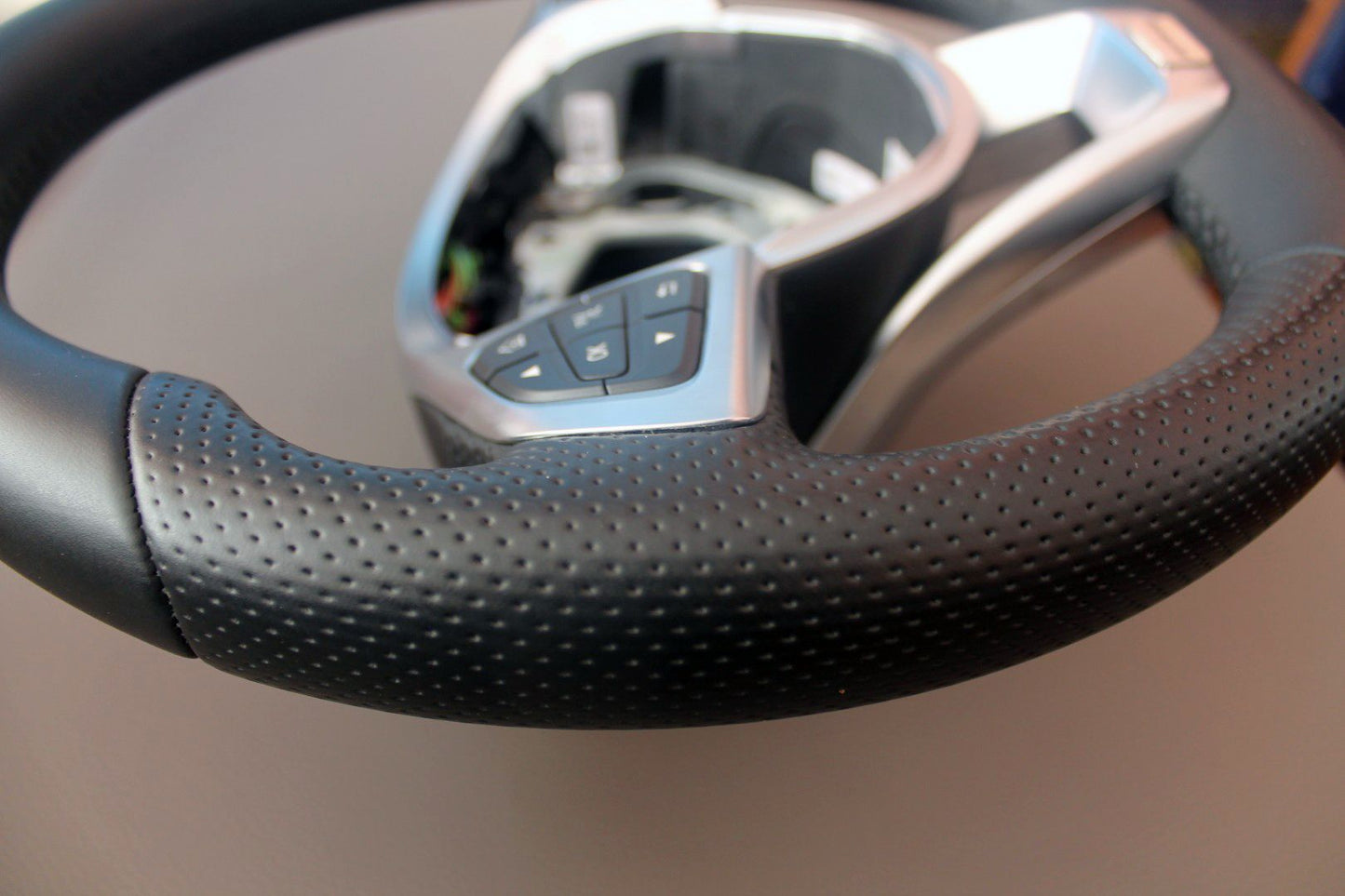 Mercedes-Benz A B C-Class W176 W205 W246 Steering Wheel AMG Style logo