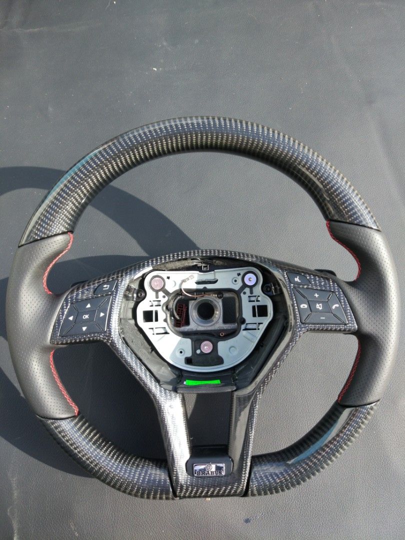 Mercedes-Benz CLS E-Class SLK W172 W218 W212 Steering Wheel Carbon Leather Brabus Logo
