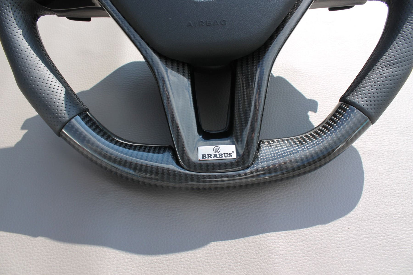 Mercedes-Benz C CLS SLK E-Class W207 W212 W172 W218 W204 Steering Wheel Carbon Leather