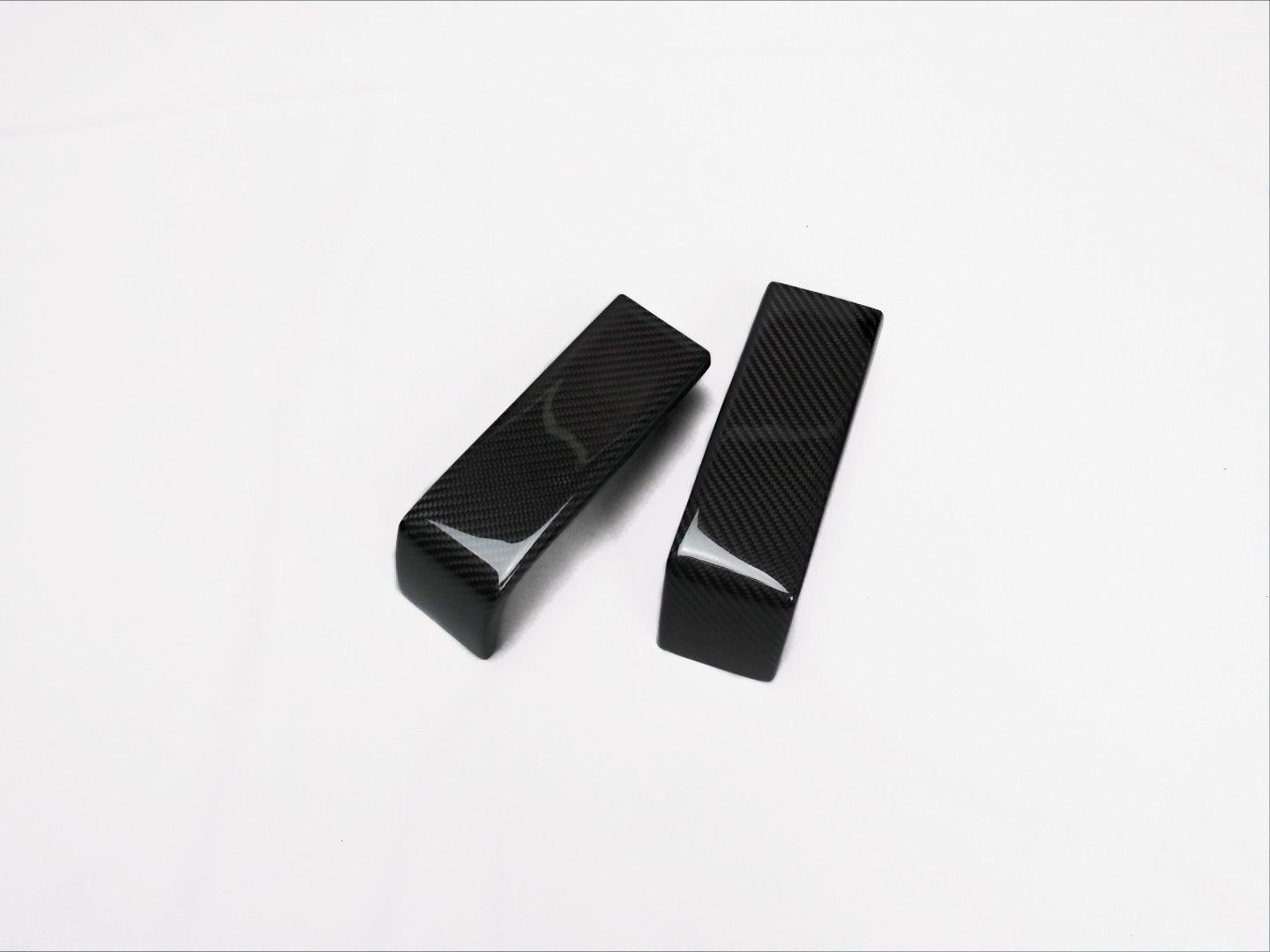Mercedes-Benz W463 G Wagon AMG Front Bumper Carbon Fiber Inserts