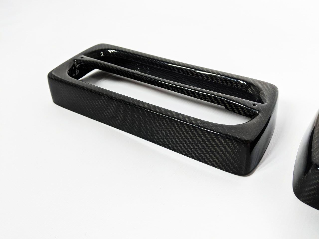 Mercedes-Benz G-Wagon W463 Mansory Style Carbon Fiber Tail Light Covers