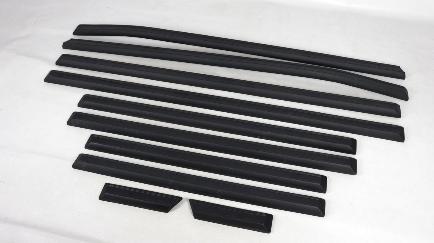 Fiberglass Side Moldings for 3-door Mercedes-Benz W463 G-Class