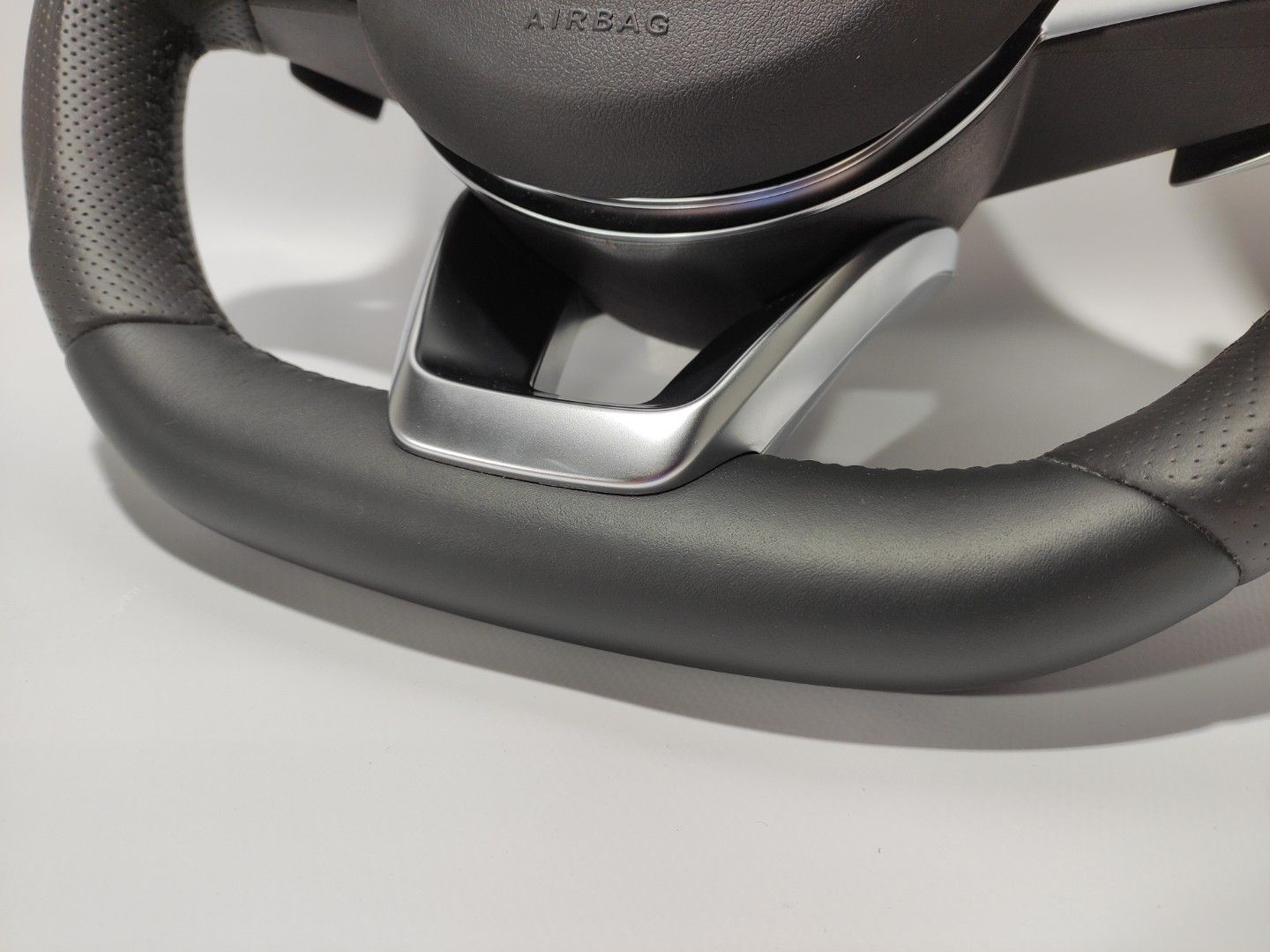 Mercedes-Benz GLE GLC GLS C CLA W205 W166 X166 Steering Wheel Piano Black Leather