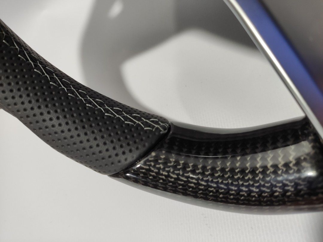 Mercedes-Benz W204 W212 C E AMG W218 W207 W172 SLK SL Steering Wheel Carbon Leather