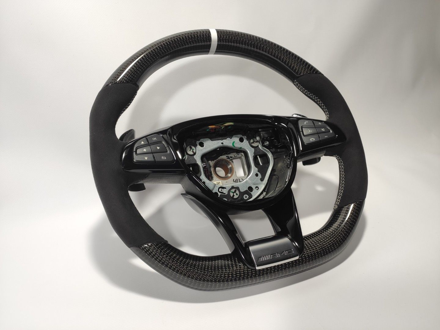 Mercedes-Benz A B S V CLA GLA GLE GLS GLC AMG Steering Wheel Carbon Fiber Alcantara