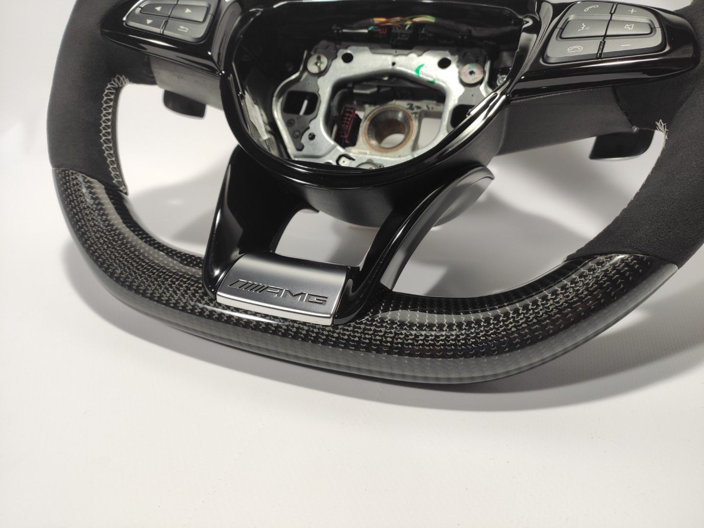 Mercedes-Benz A B S V CLA GLA GLE GLS GLC AMG Steering Wheel Carbon Fiber Alcantara