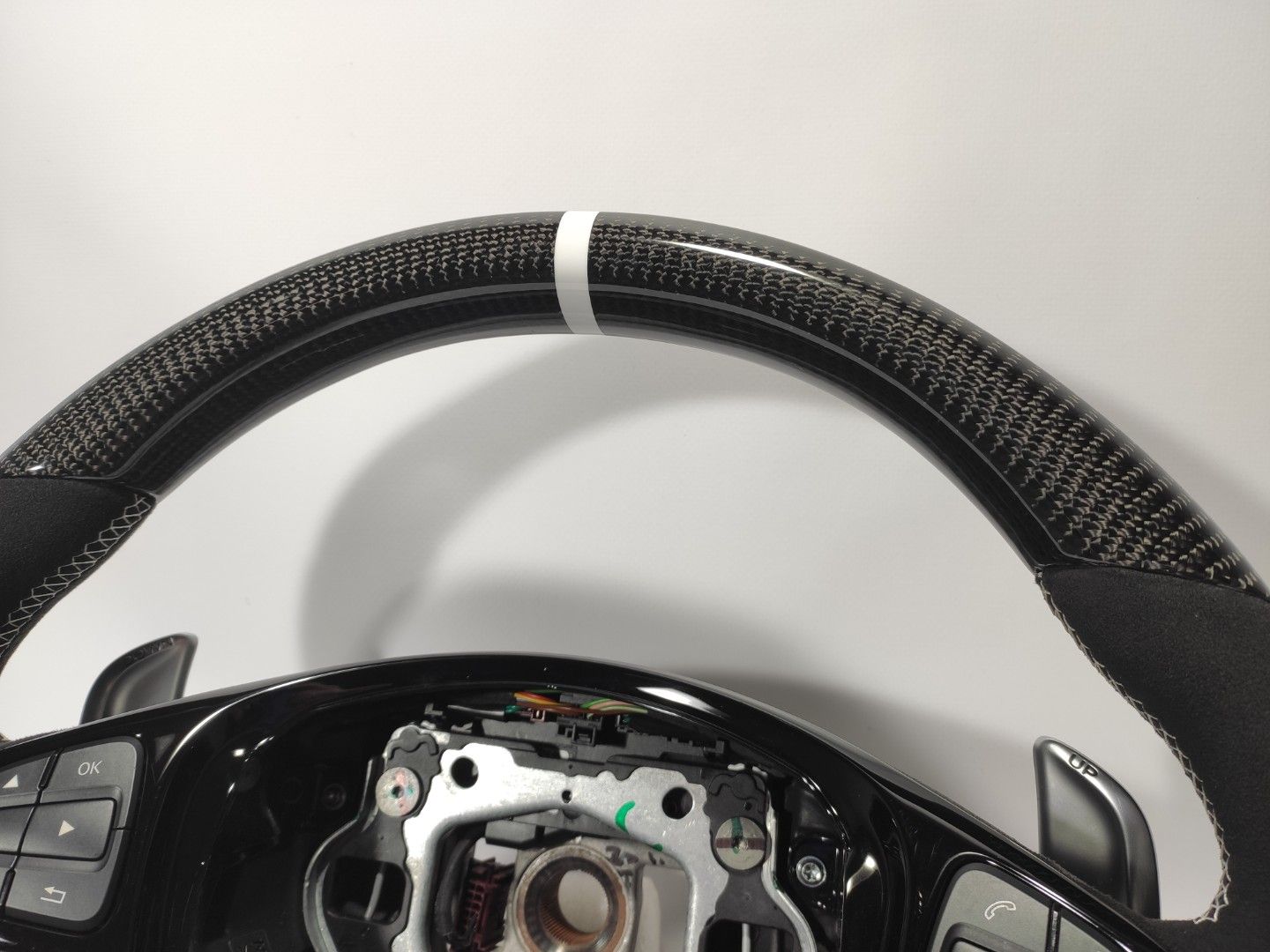 Mercedes-Benz A B S V CLA GLA GLE GLS GLC AMG Steering Wheel Carbon Fiber Alcantara