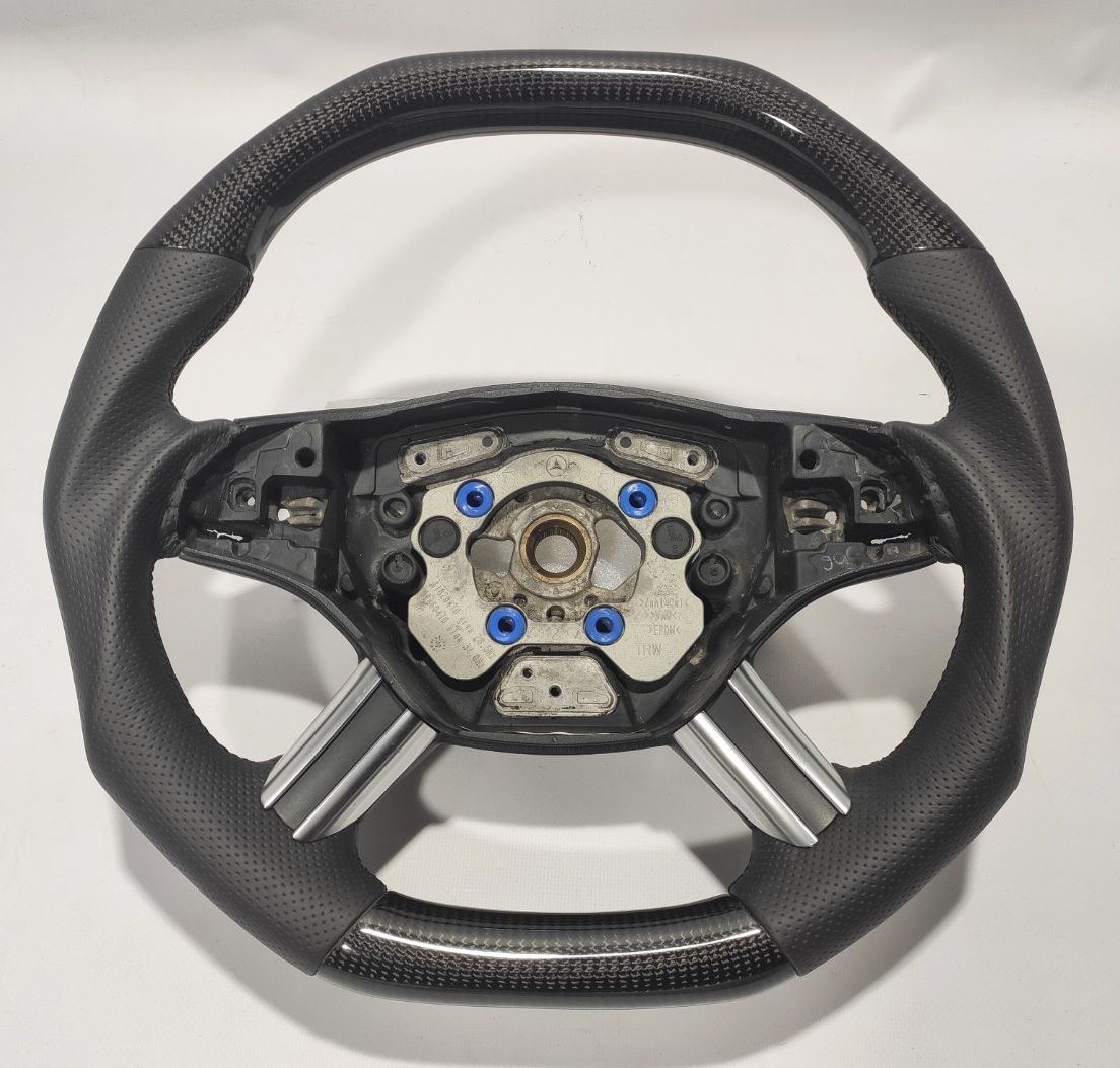 Mercedes-Benz GL X164 ML W164 R W251 Steering Wheel Carbon Fiber Black Leather