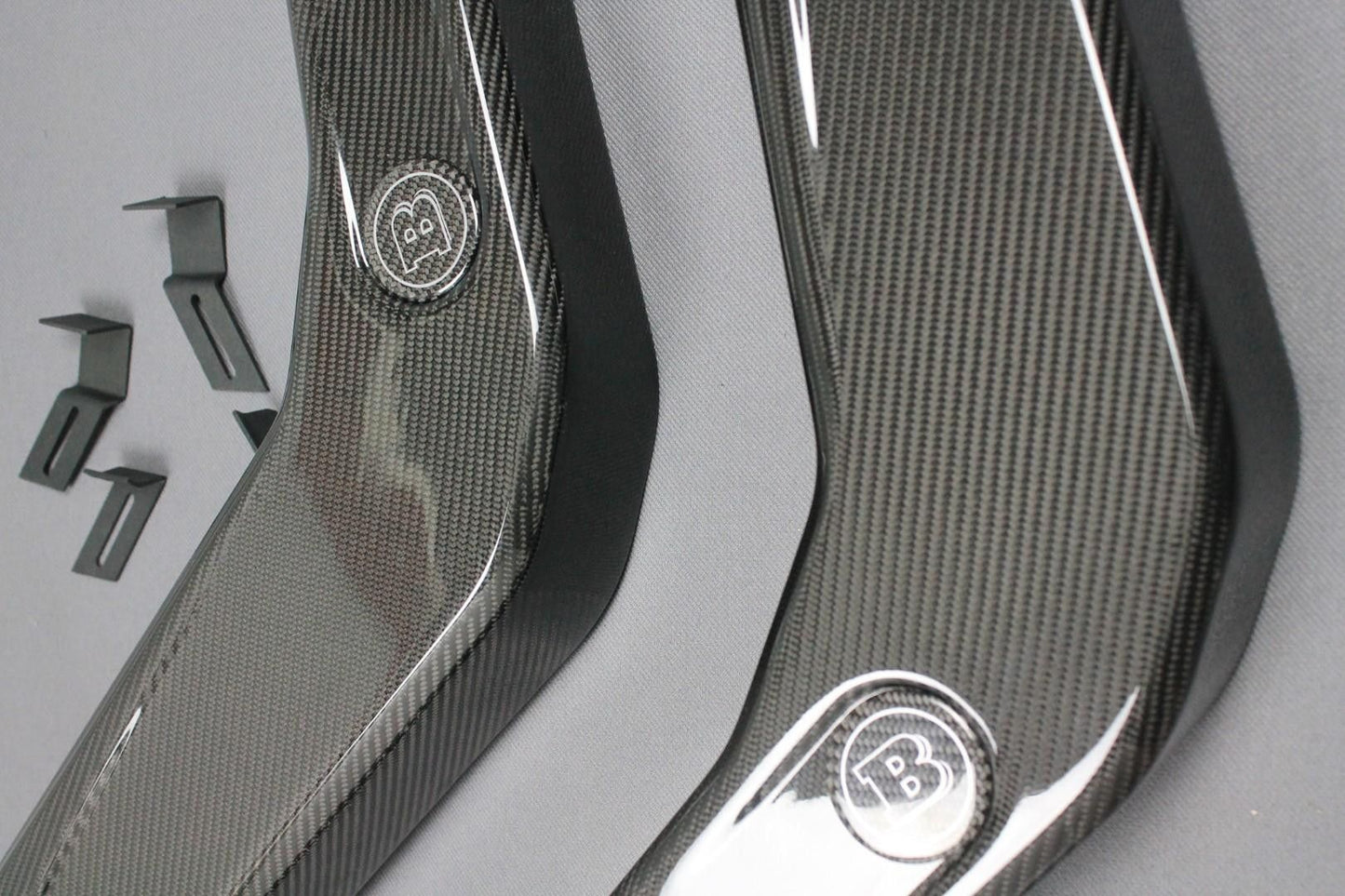 Mercedes-Benz W463 G-Wagon Brabus Style Carbon Fiber Air Intake Snorkels + Badges Set