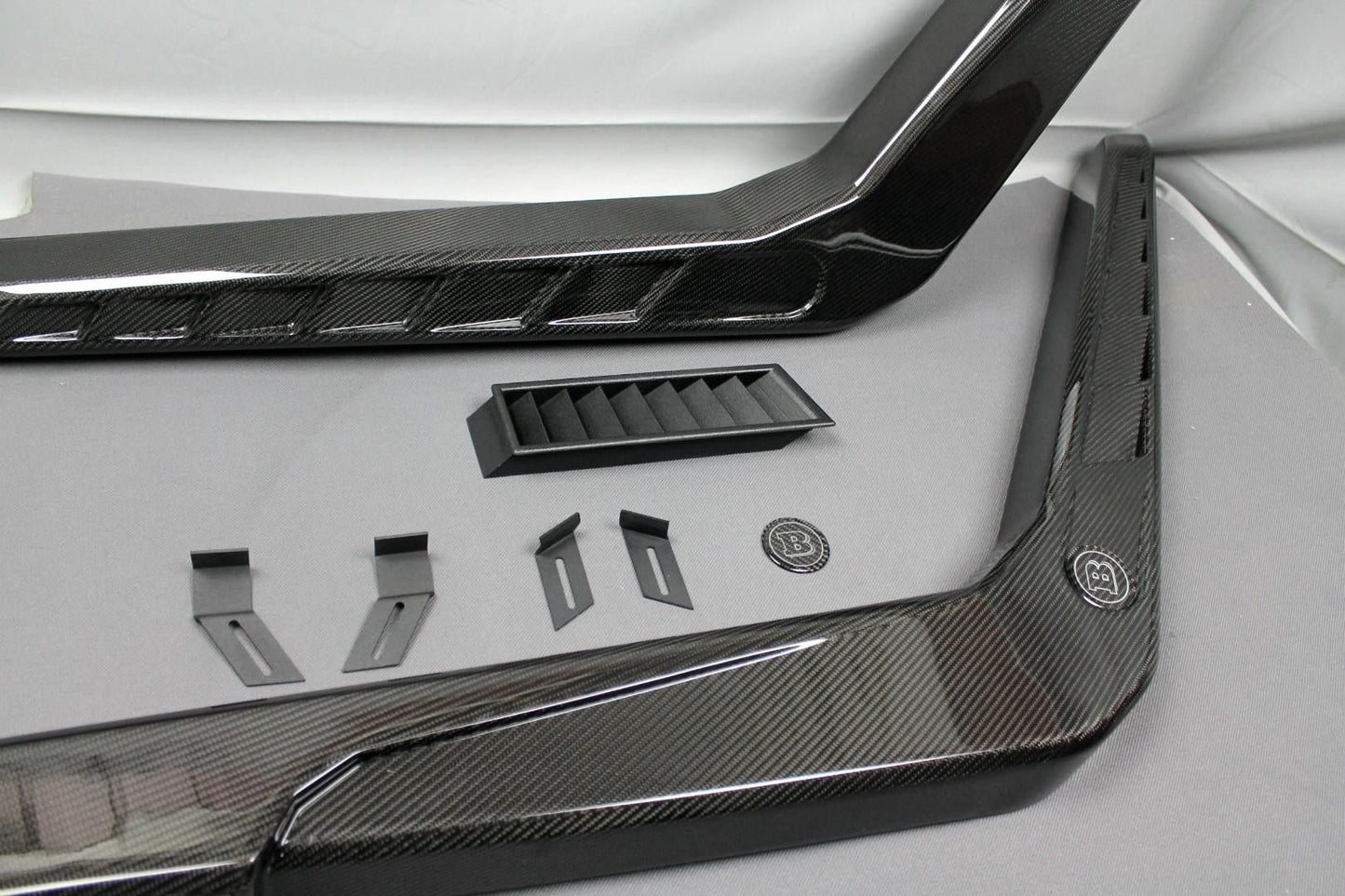 Mercedes-Benz W463 G-Wagon Brabus Style Carbon Fiber Air Intake Snorkels + Badges Set