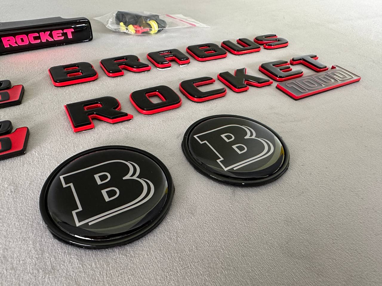 BRABUS Style Rocket 1000 “1 of 25” Badges Set Black with Red Emblems for Mercedes-Benz GT 2024