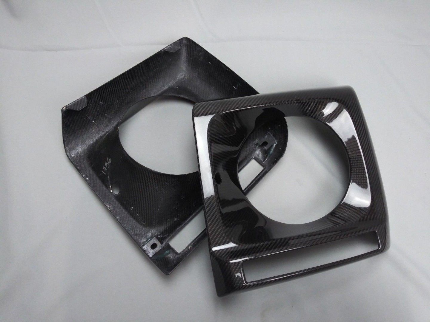 Mercedes-Benz W463 G-Wagon Carbon Fiber Front Headlight Covers Set