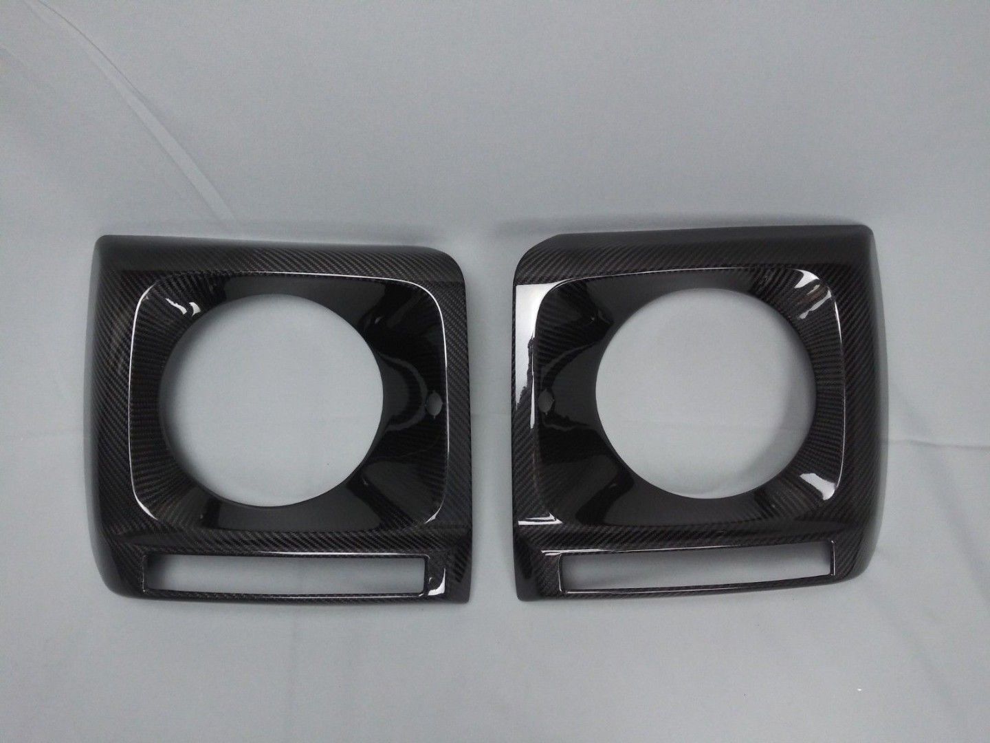Mercedes-Benz W463 G-Wagon Carbon Fiber Front Headlight Covers Set