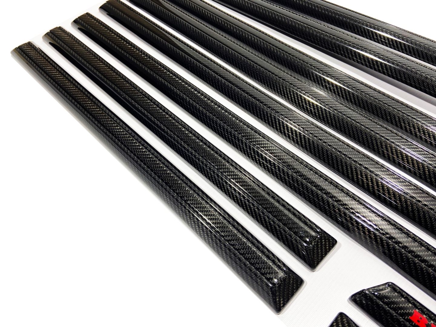 Carbon Fiber Side Moldings with Insertions Complete Set AMG Brabus Style W463