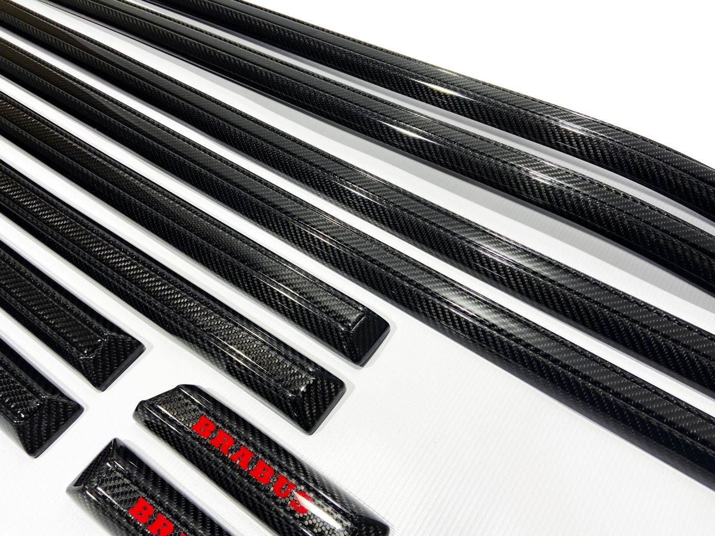 Carbon Fiber Side Moldings with Insertions Complete Set AMG Brabus Style W463