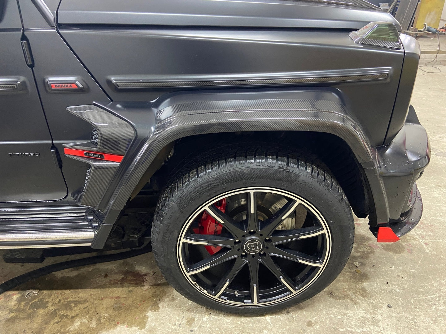 Сarbon Fiber Brabus Style Rocket G900 Body Kit for Mercedes-Benz W463A G Wagon