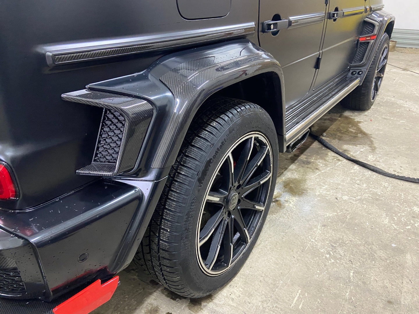 Сarbon Fiber Brabus Style Rocket G900 Body Kit for Mercedes-Benz W463A G Wagon