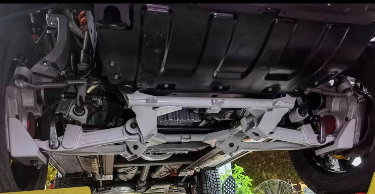 Portal Axles 8 (8x165.1) Bolt Wheels Conversion Kit for Building 4x4 Mercedes-Benz W463A G-Wagon