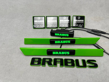 Brabus Style Green Set Grill Emblem Tail Badge Fender LEDs Floor Masterpiece Emblems for Mercedes G Class W465 W464 W463a