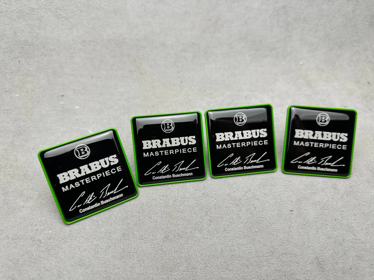 Brabus Style Green Set Grill Emblem Tail Badge Fender LEDs Floor Masterpiece Emblems for Mercedes G Class W465 W464 W463a