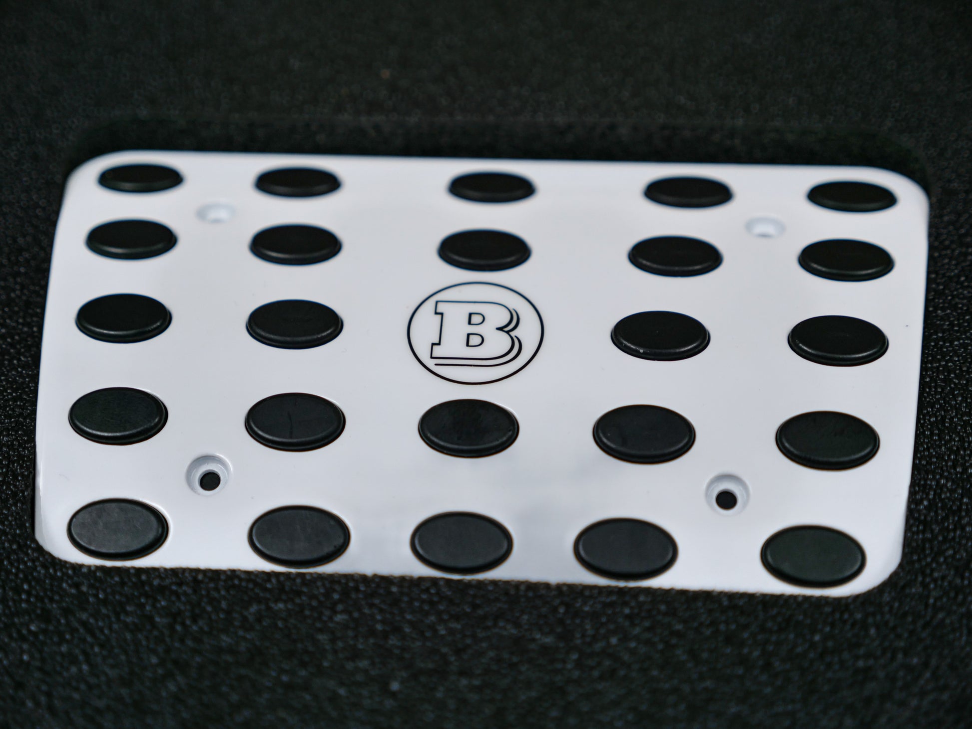 W464 W463A White Brabus Style Pedal Covers Set for G Wagon G-Class