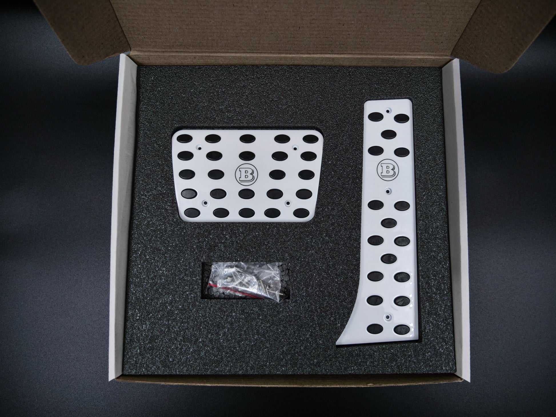 W464 W463A White Brabus Style Pedal Covers Set for G Wagon G-Class