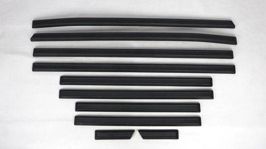 Fiberglass Side Moldings for 3-door Mercedes-Benz W463 G-Class