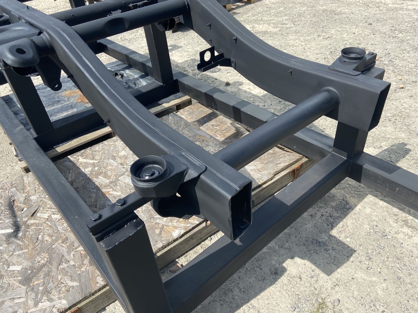 Stappel for Assembly Mercedes-Benz W463 G-Wagen 6x6